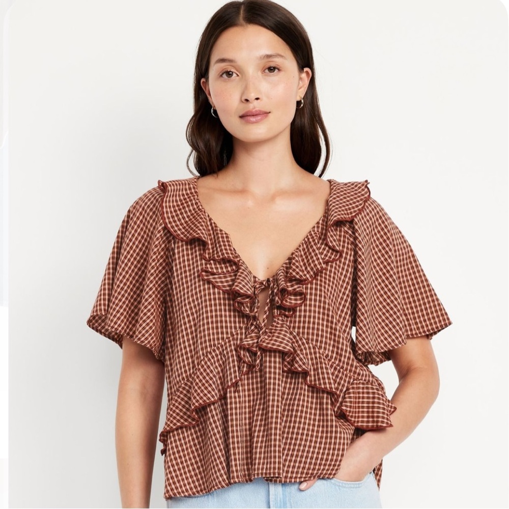 Old Navy Ruffle V Neck Top